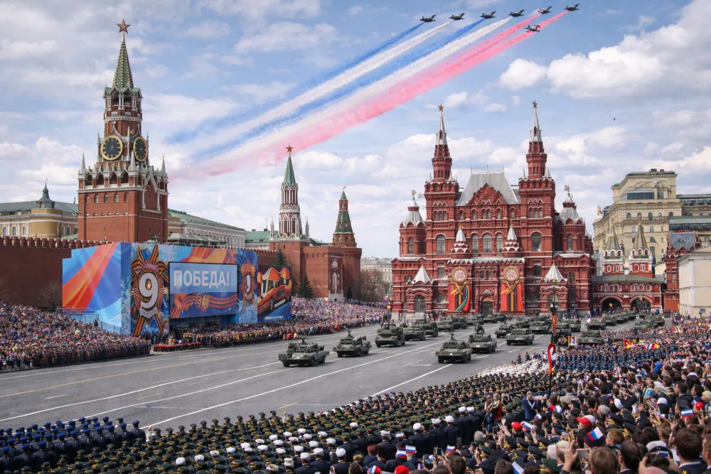 Из Екатеринбурга в Москву на майские, туда-обратно